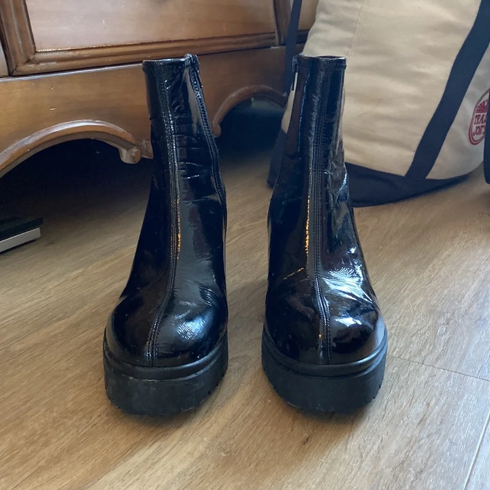 Jeffrey Campbell black patent leather heeled booties - Picture 3 of 8